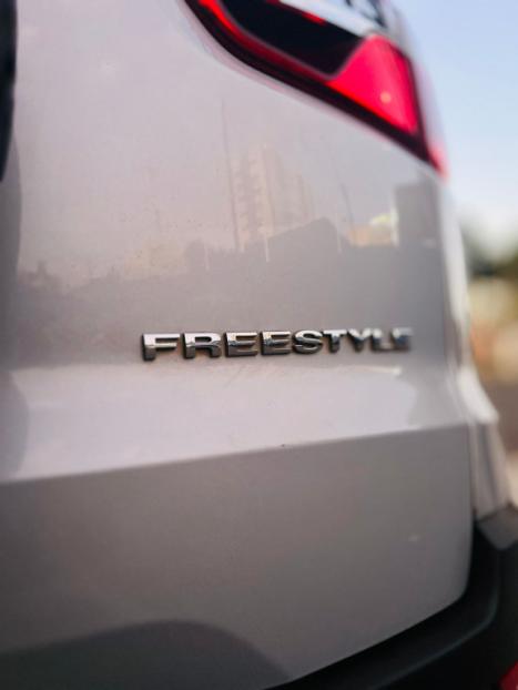 FORD Ecosport 1.6 16V 4P FREESTYLE PLUS FLEX, Foto 3