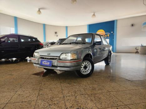 FORD Escort 1.6 HOBBY, Foto 1