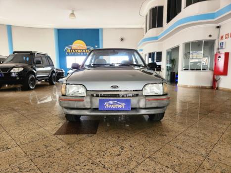 FORD Escort 1.6 HOBBY, Foto 2