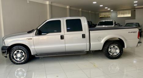 FORD F-250 4.2 XLT CABINE DUPLA, Foto 2