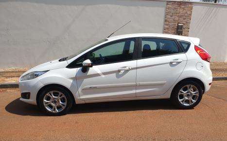 FORD Fiesta Hatch 1.5 16V 4P SE FLEX, Foto 2