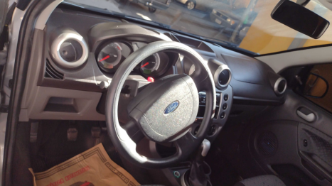 FORD Fiesta Hatch 1.6 4P CLASS FLEX, Foto 3