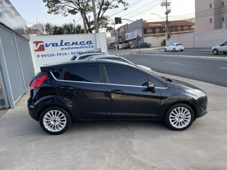 FORD Fiesta Hatch 1.6 16V 4P FLEX TITANIUM PLUS POWERSHIFT AUTOMTICO, Foto 9