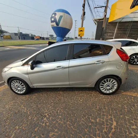 FORD Fiesta Hatch 1.6 16V 4P TITANIUM FLEX, Foto 6