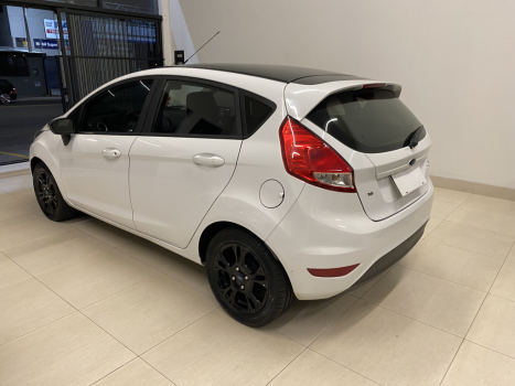 FORD Fiesta Hatch 1.6 16V 4P SE FLEX, Foto 4