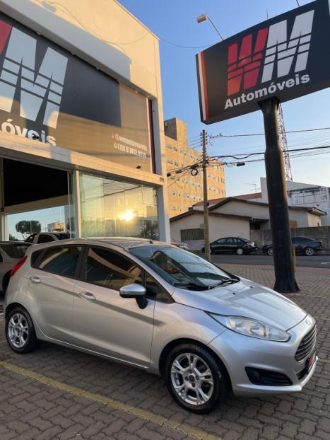 FORD Fiesta Hatch 1.6 16V 4P SE FLEX, Foto 8