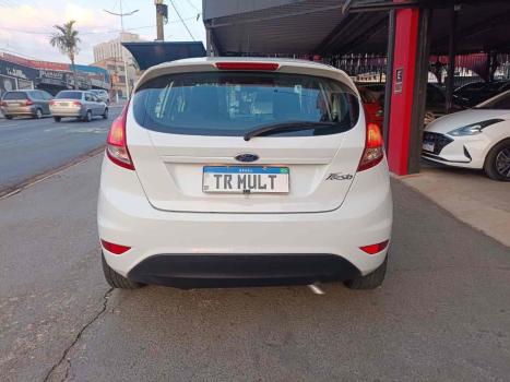 FORD Fiesta Hatch 1.5 16V 4P S FLEX, Foto 2