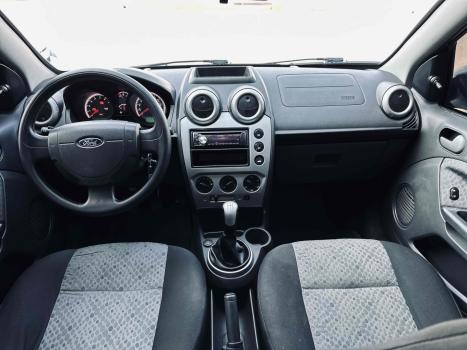 FORD Fiesta Hatch 1.0 4P FLEX, Foto 8