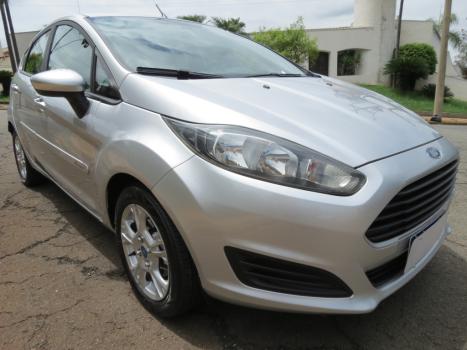 FORD Fiesta Hatch 1.5 16V 4P S FLEX, Foto 2