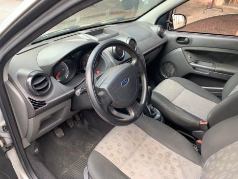 FORD Fiesta Hatch 1.6, Foto 6