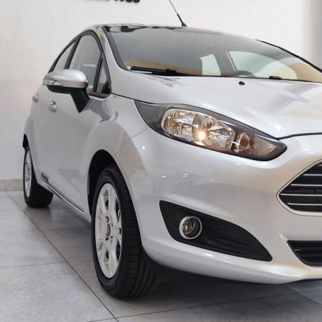 FORD Fiesta Hatch 1.6 16V 4P SEL FLEX, Foto 3