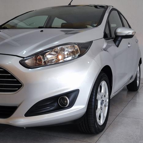 FORD Fiesta Hatch 1.6 16V 4P SEL FLEX, Foto 4