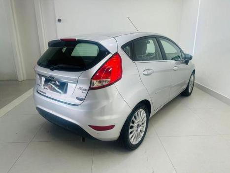 FORD Fiesta Hatch 1.6 4P FLEX TITANIUM POWERSHIFT AUTOMTICO, Foto 7