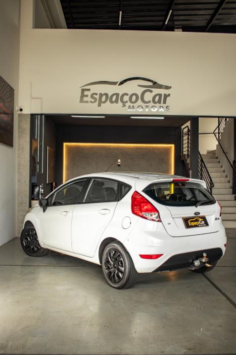 FORD Fiesta Hatch 1.6 16V 4P SE FLEX, Foto 2