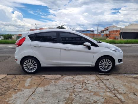 FORD Fiesta Hatch 1.6 4P FLEX TITANIUM POWERSHIFT AUTOMTICO, Foto 6