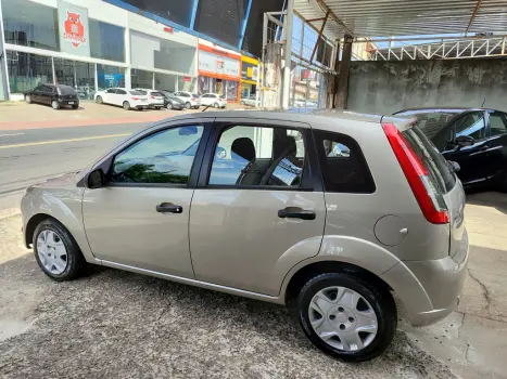 FORD Fiesta Hatch 1.6 4P ROCAM FLEX, Foto 10