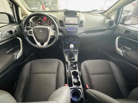 FORD Fiesta Hatch 1.6 4P SE FLEX, Foto 9