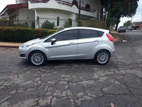 FORD Fiesta Hatch 1.6 16V 4P FLEX TITANIUM PLUS POWERSHIFT AUTOMTICO, Foto 7