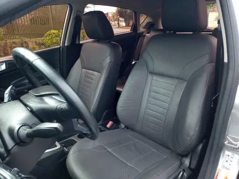 FORD Fiesta Hatch 1.6 16V 4P FLEX TITANIUM PLUS POWERSHIFT AUTOMTICO, Foto 9