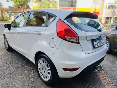 FORD Fiesta Hatch 1.5 16V 4P S FLEX, Foto 8