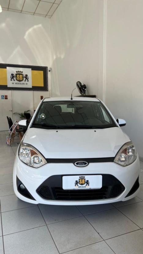 FORD Fiesta Hatch 1.0 4P SE PLUS FLEX, Foto 3