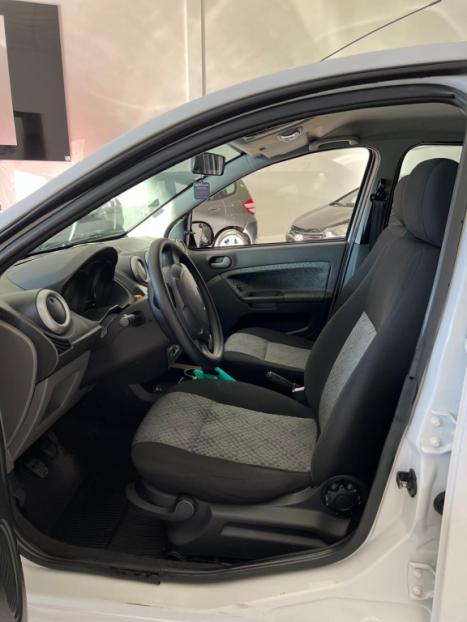 FORD Fiesta Hatch 1.0 4P SE PLUS FLEX, Foto 10