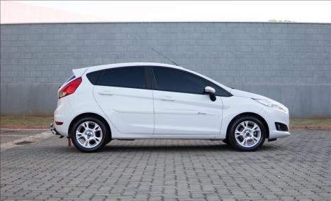 FORD Fiesta Hatch 1.6 4P SE FLEX, Foto 4