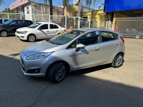FORD Fiesta Hatch 1.6 16V 4P FLEX TITANIUM POWERSHIFT AUTOMTICO, Foto 3