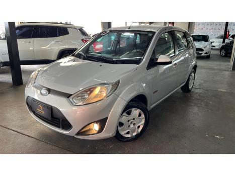 FORD Fiesta Hatch 1.6, Foto 3