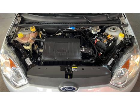 FORD Fiesta Hatch 1.6, Foto 10