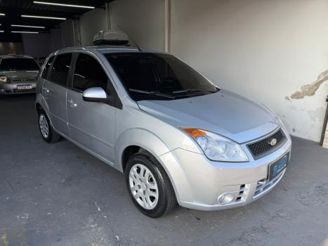FORD Fiesta Hatch 1.0 4P FLEX, Foto 4