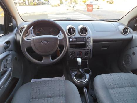 FORD Fiesta Hatch 1.0 4P, Foto 6