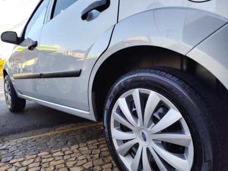 FORD Fiesta Hatch 1.0 4P, Foto 7