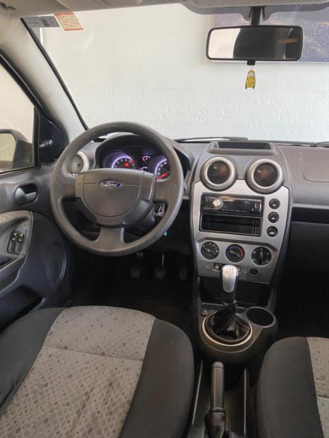 FORD Fiesta Hatch 1.0 4P FLEX, Foto 3