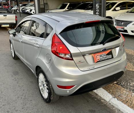 FORD Fiesta Hatch 1.6 16V 4P FLEX TITANIUM PLUS POWERSHIFT AUTOMTICO, Foto 4
