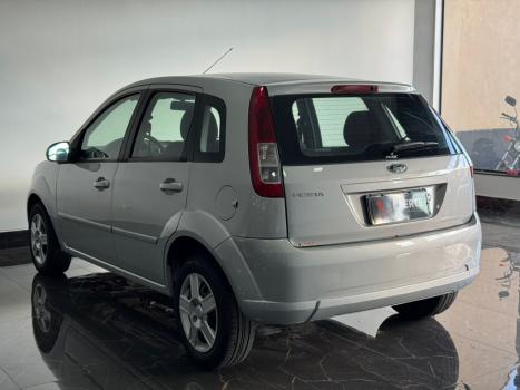 FORD Fiesta Hatch 1.0 4P FLEX, Foto 4
