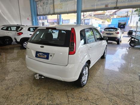 FORD Fiesta Hatch 1.6, Foto 3