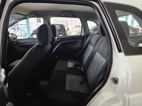 FORD Fiesta Hatch 1.6, Foto 11