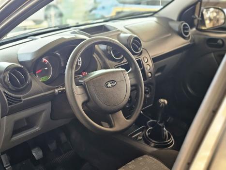 FORD Fiesta Hatch 1.0 4P, Foto 6