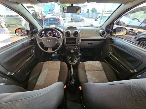 FORD Fiesta Hatch 1.0 4P, Foto 8