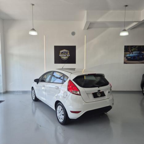 FORD Fiesta Hatch 1.5 16V 4P S FLEX, Foto 2