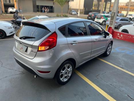 FORD Fiesta Hatch 1.6 16V 4P SE FLEX, Foto 4