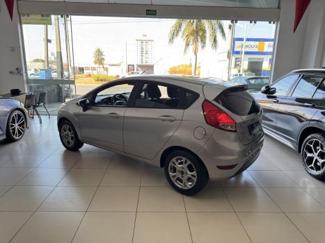 FORD Fiesta Hatch 1.6 16V 4P SE FLEX, Foto 4