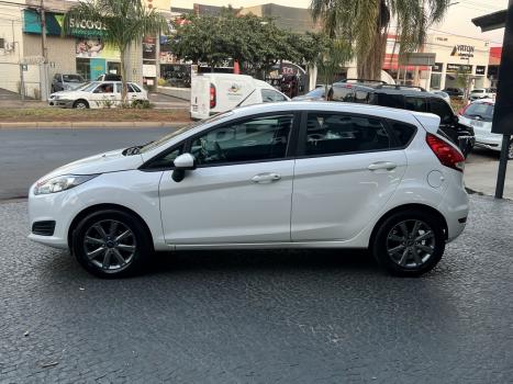 FORD Fiesta Hatch 1.5 16V 4P S FLEX, Foto 5