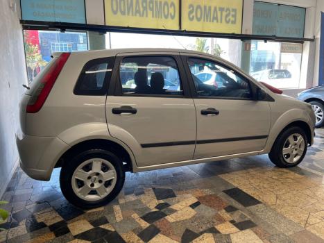 FORD Fiesta Hatch 1.6, Foto 3