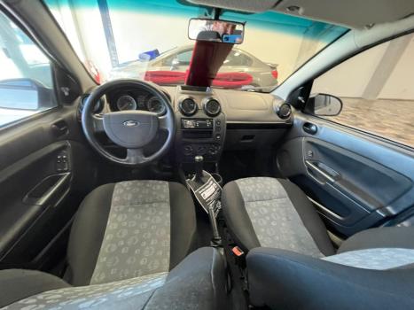 FORD Fiesta Hatch 1.6, Foto 10