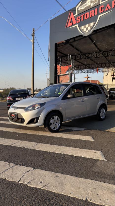 FORD Fiesta Hatch 1.6 16V 4P SE FLEX, Foto 2