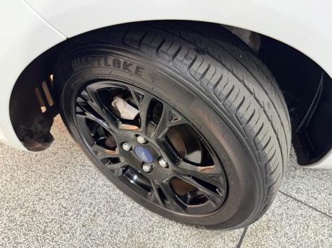 FORD Fiesta Hatch 1.6 16V 4P SE FLEX, Foto 18