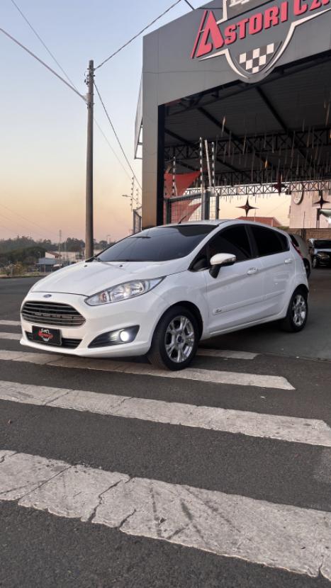 FORD Fiesta Hatch 1.6 16V 4P SE FLEX, Foto 2