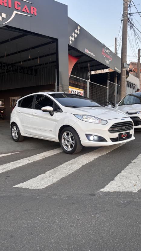 FORD Fiesta Hatch 1.6 16V 4P SE FLEX, Foto 4